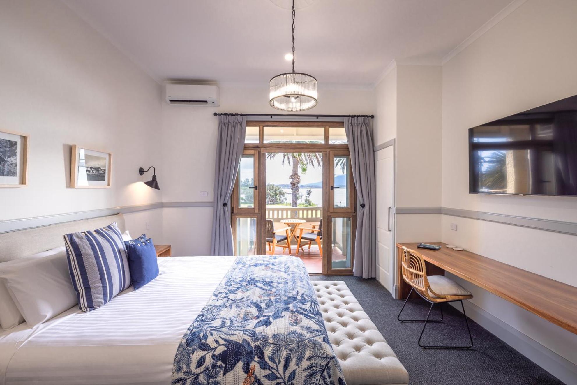 Bermagui Beach Hotel Pokoj fotografie